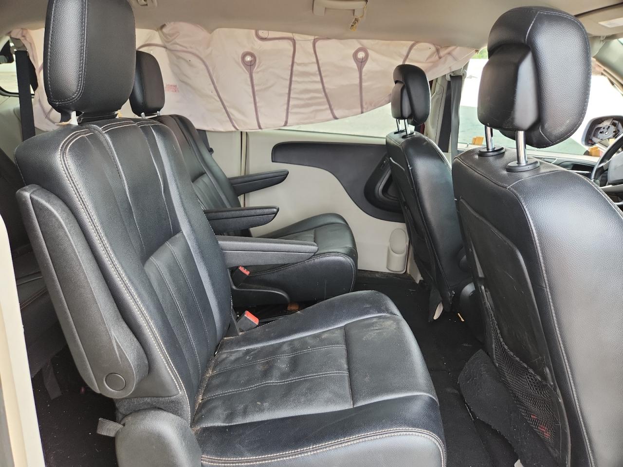 2015 Chrysler Town & Country Touring VIN: 2C4RC1BG5FR534415 Lot: 62857615