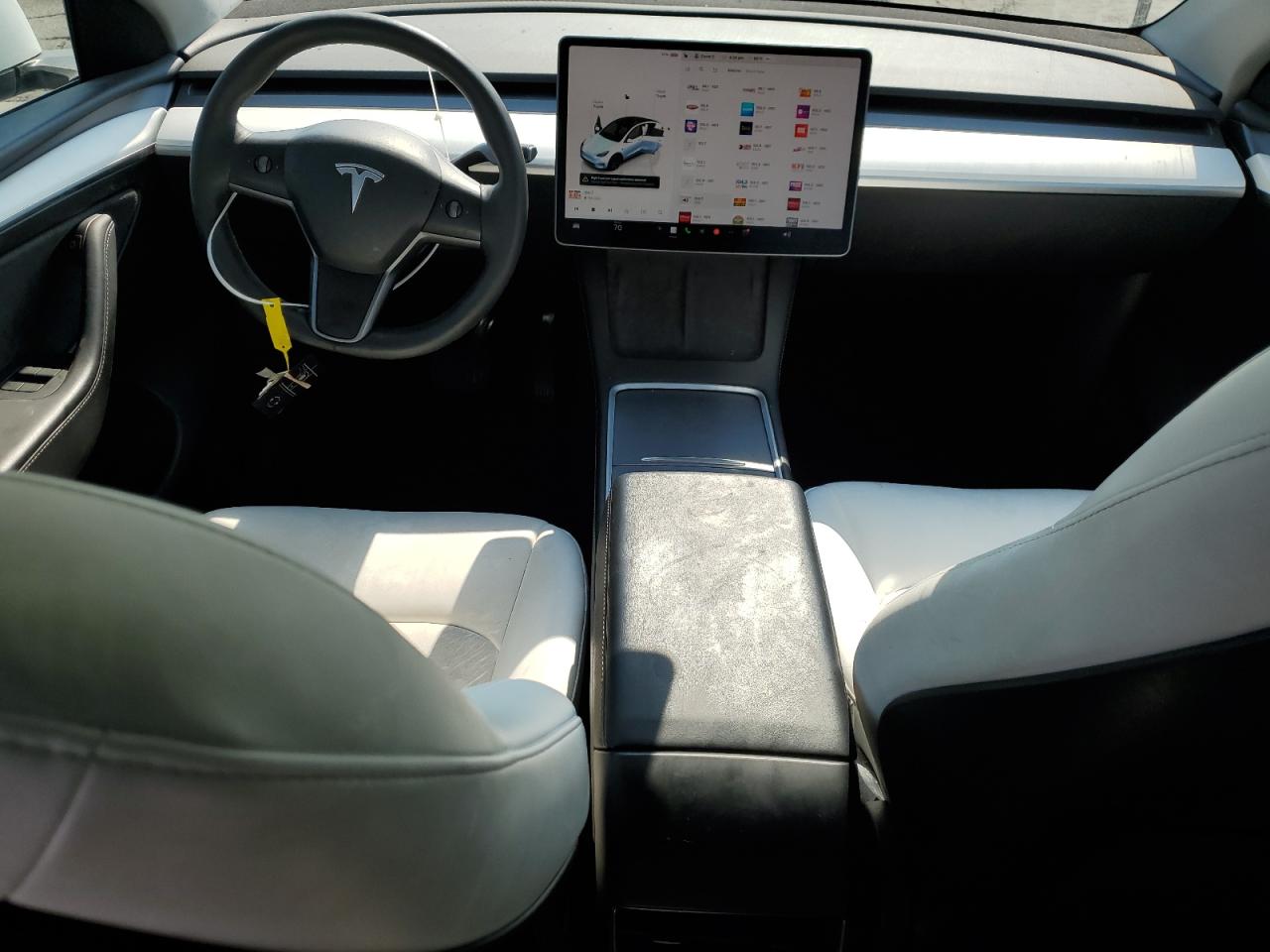 2024 Tesla Model Y VIN: 7SAYGDEE1RF126959 Lot: 65051955