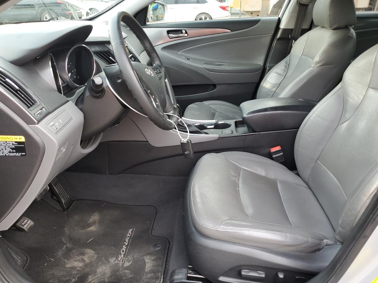 2014 Hyundai Sonata Hybrid VIN: KMHEC4A40EA103809 Lot: 65387195