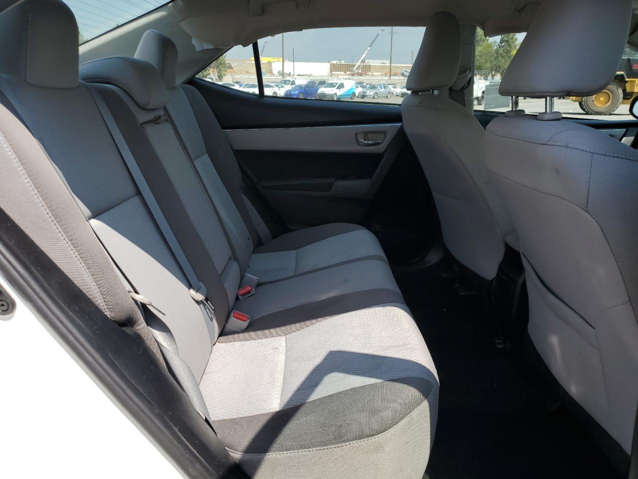 2017 Toyota Corolla L VIN: 5YFBURHE8HP657292 Lot: 65473525