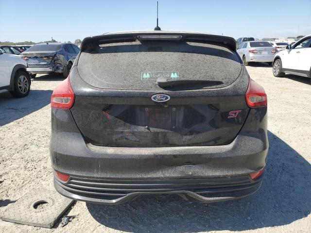 Hatchbacks FORD FOCUS 2016 Black