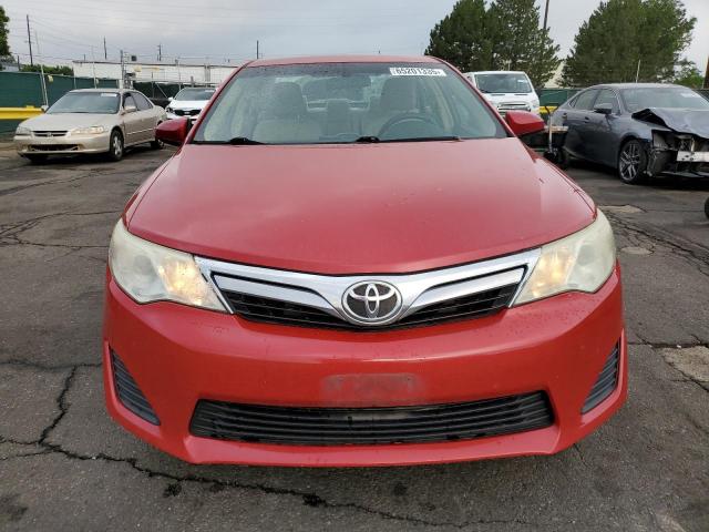 Sedans TOYOTA CAMRY 2012 Czerwony