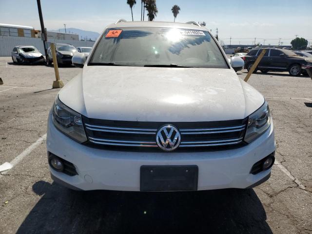 Parquets VOLKSWAGEN TIGUAN 2016 White