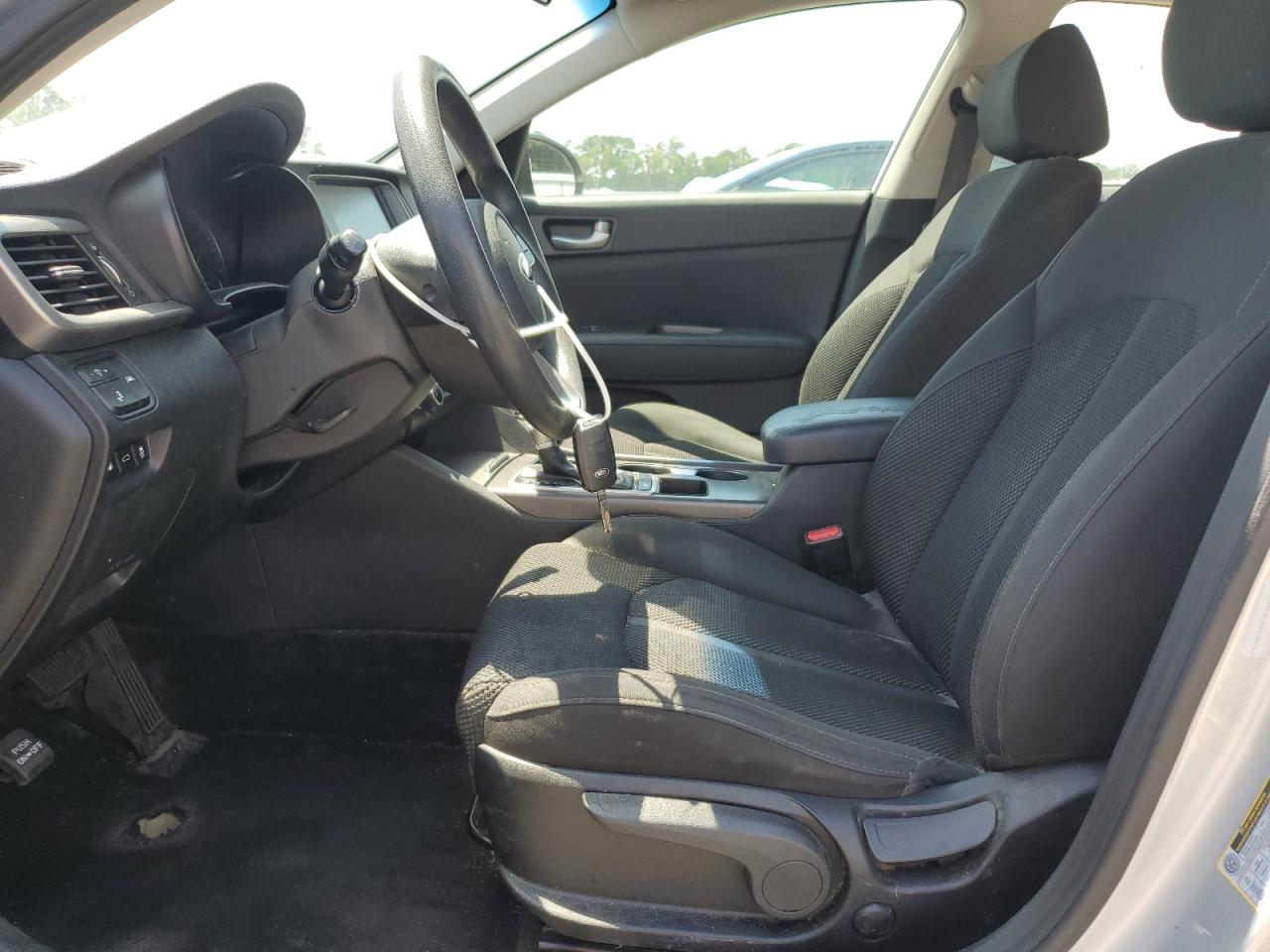 2019 Kia Optima Lx VIN: 5XXGT4L36KG289762 Lot: 65682435