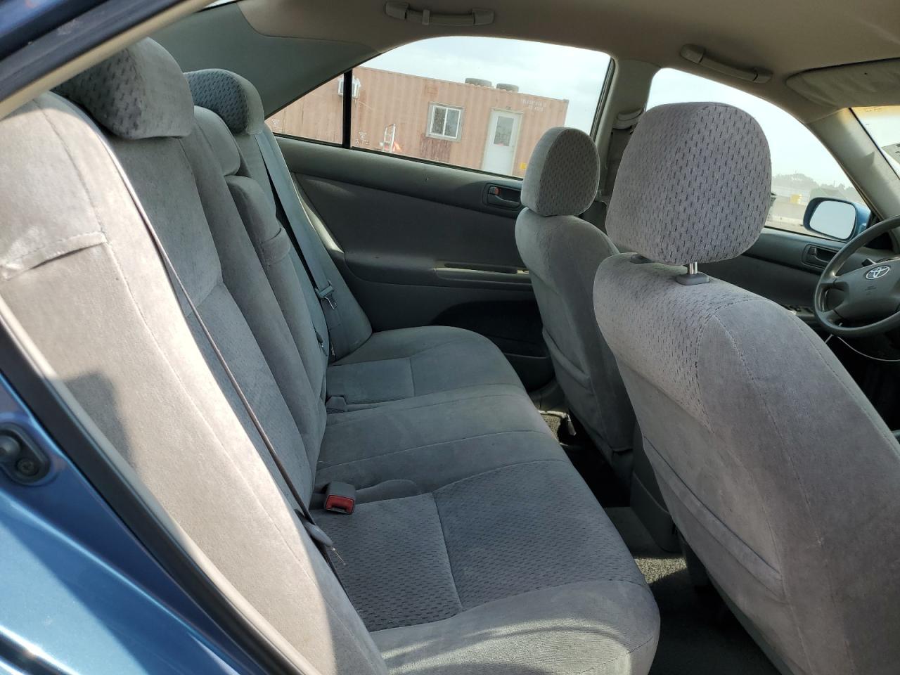 2003 Toyota Camry Le VIN: 4T1BE32K53U764414 Lot: 65963705