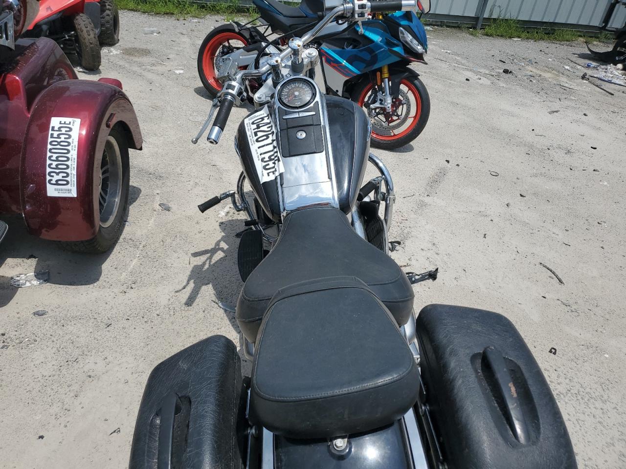 js1vy52a052101627 JS1VY52A052101627 2005 Suzuki C90