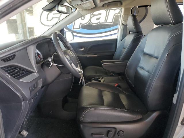  TOYOTA SIENNA 2020 Srebrny