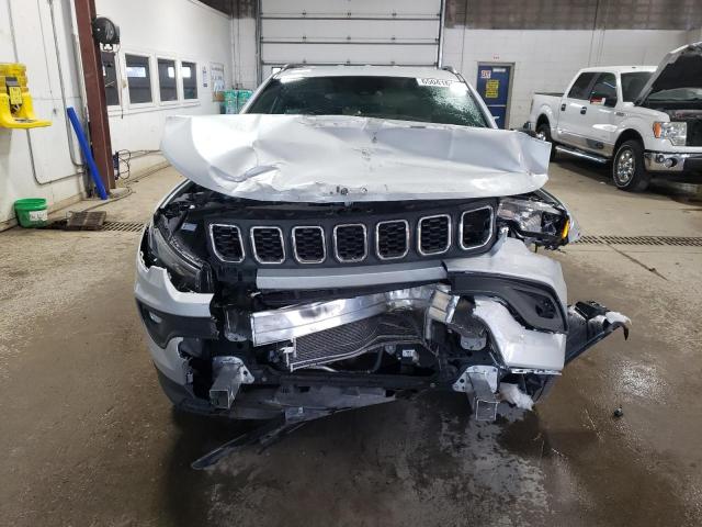  JEEP COMPASS 2024 Srebrny