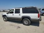 1998 GMC SUBURBAN K2500   à vendre chez Copart CA - ANTELOPE