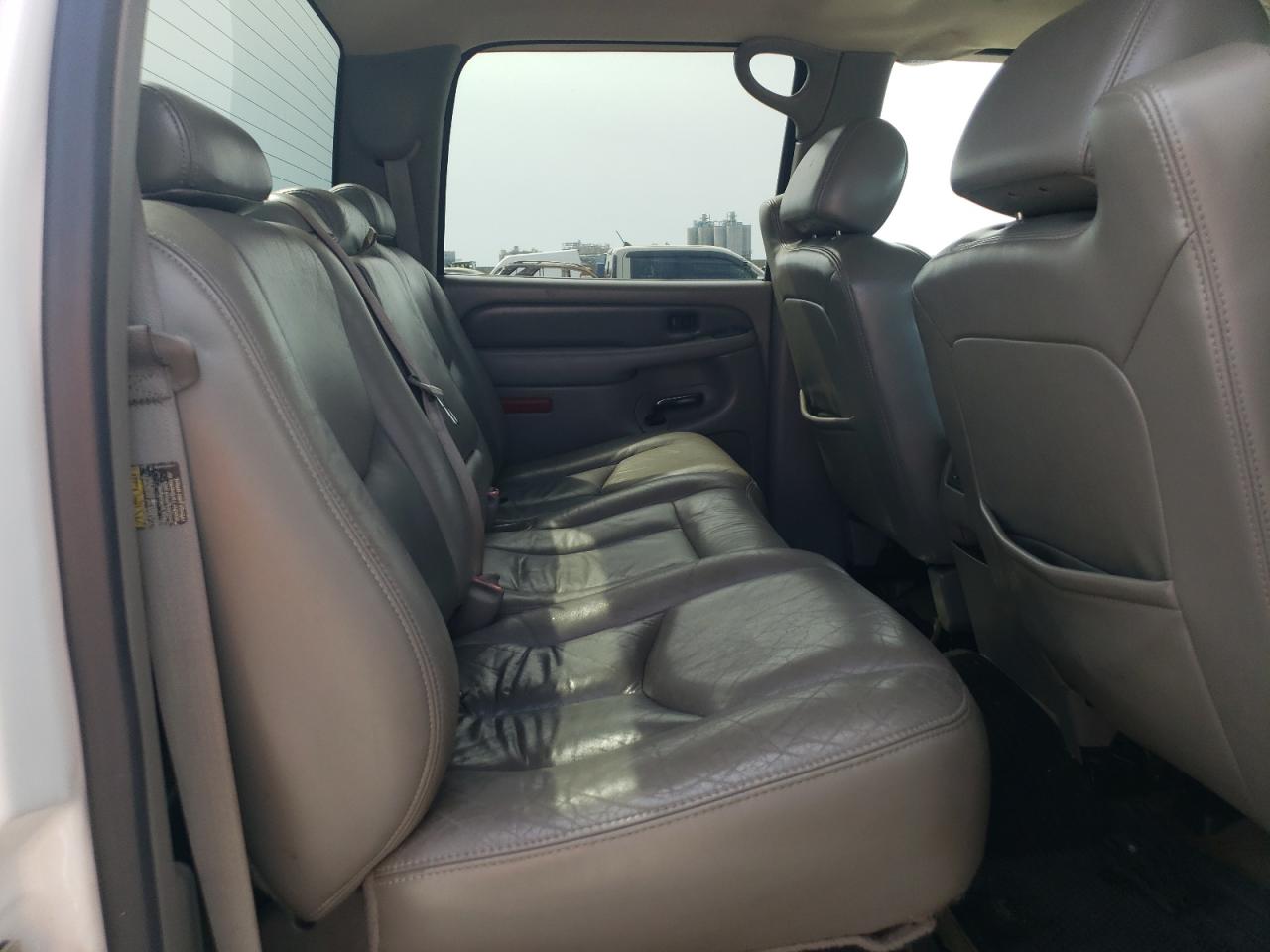 2005 GMC Sierra K1500 Denali VIN: 2GTEK63N751184388 Lot: 65158035