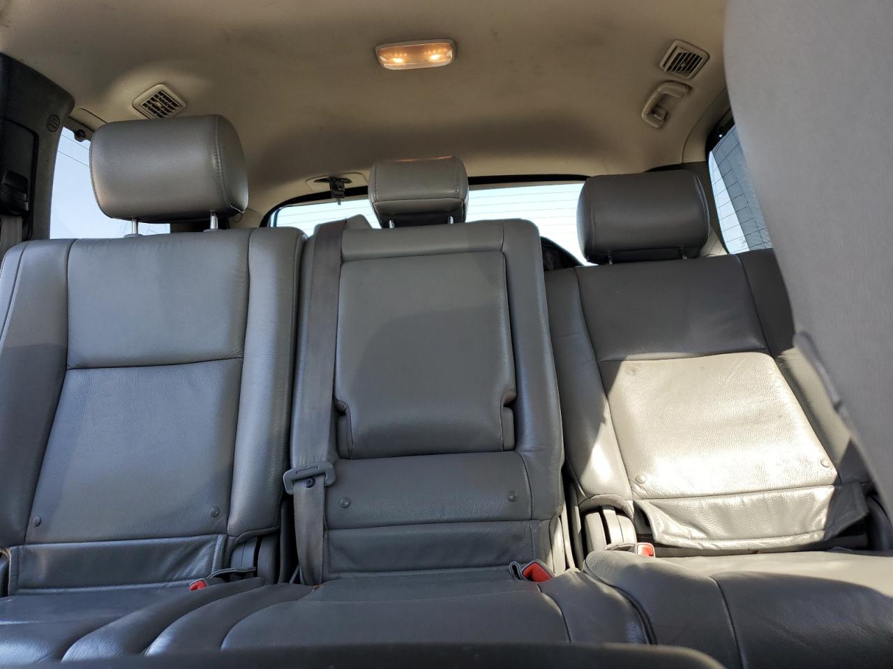2008 Toyota Sequoia Limited VIN: 5TDZY68A48S008692 Lot: 64638105