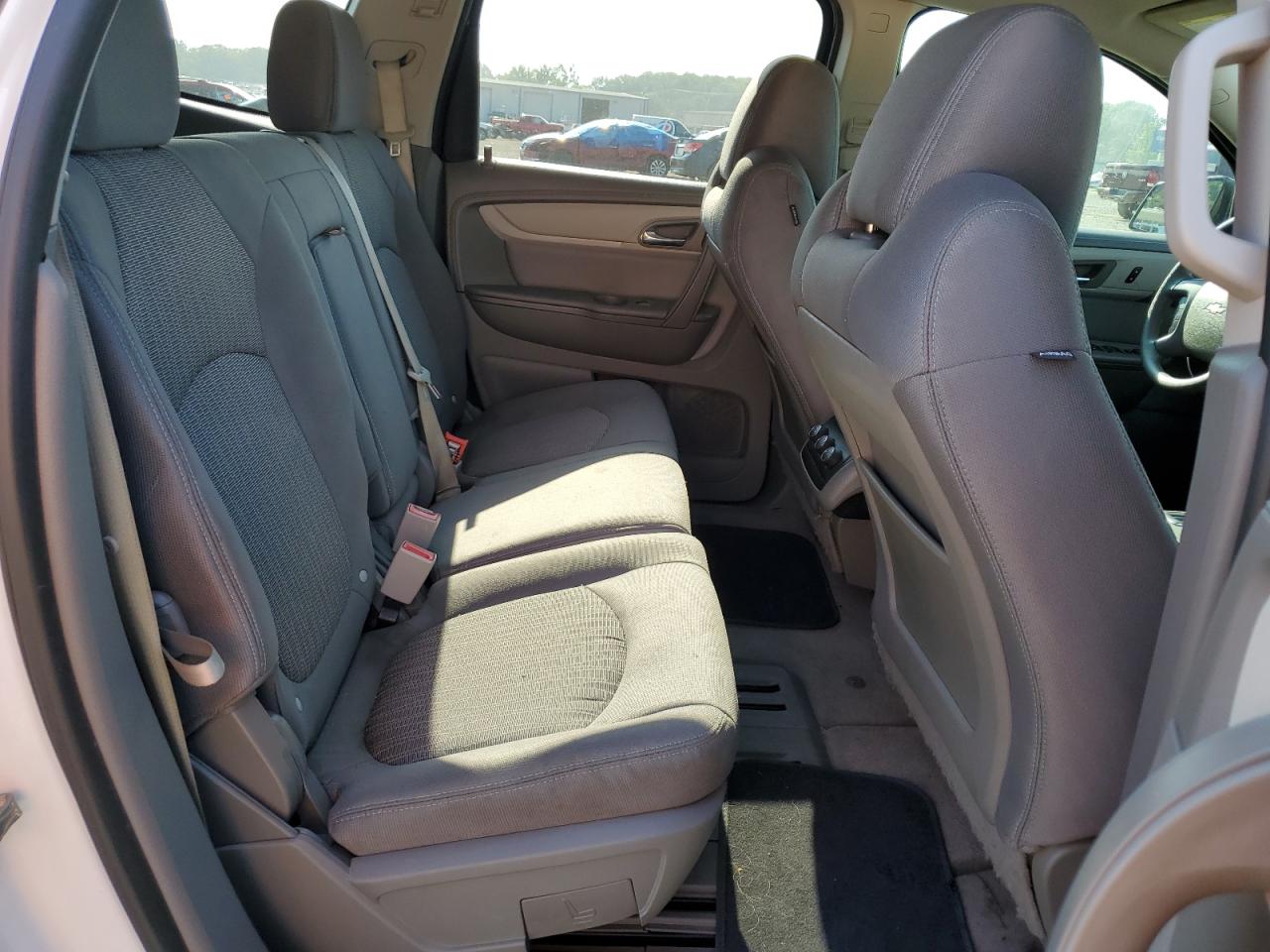 2016 Chevrolet Traverse Ls VIN: 1GNKRFKDXGJ238046 Lot: 63396725