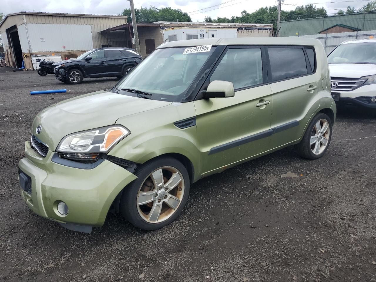 2011 Kia Soul + VIN: KNDJT2A25B7339581 Lot: 63794195