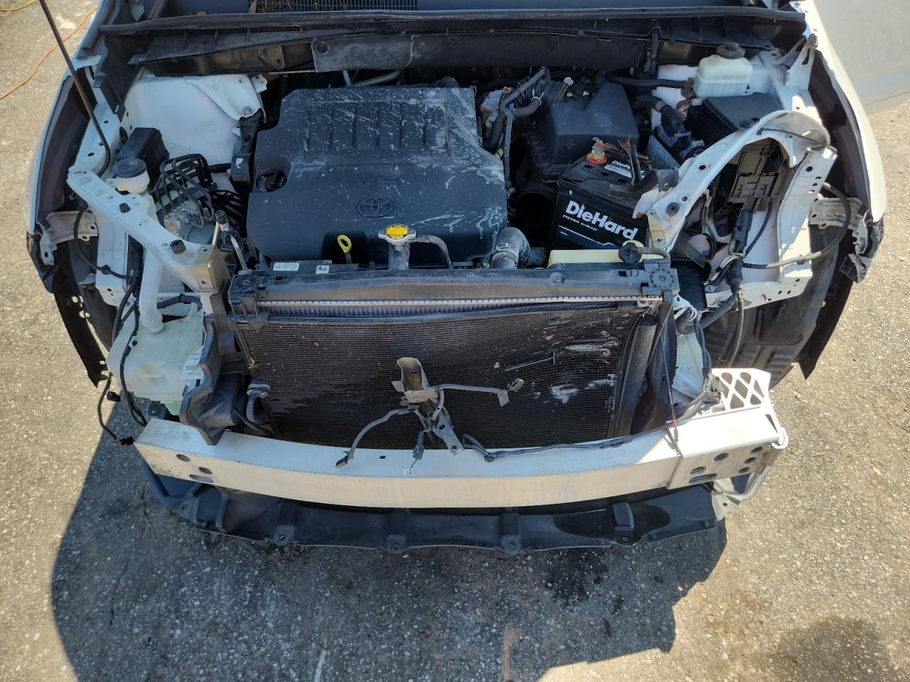 2015 Toyota Highlander Le VIN: 5TDZKRFH3FS046186 Lot: 66908035