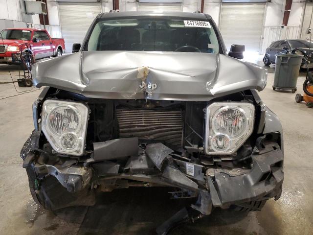 JEEP LIBERTY 2012 Srebrny