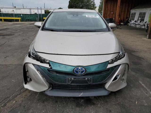  TOYOTA PRIUS 2018 Серебристый
