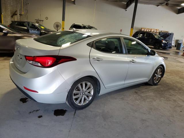 HYUNDAI ELANTRA 2015 Srebrny