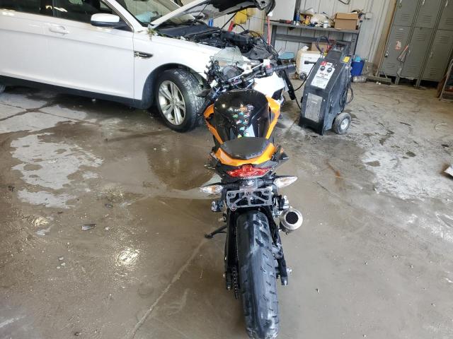  KAWASAKI ER400 D 2020 Два тони