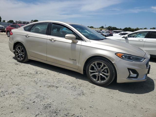  FORD FUSION 2019 Золотой