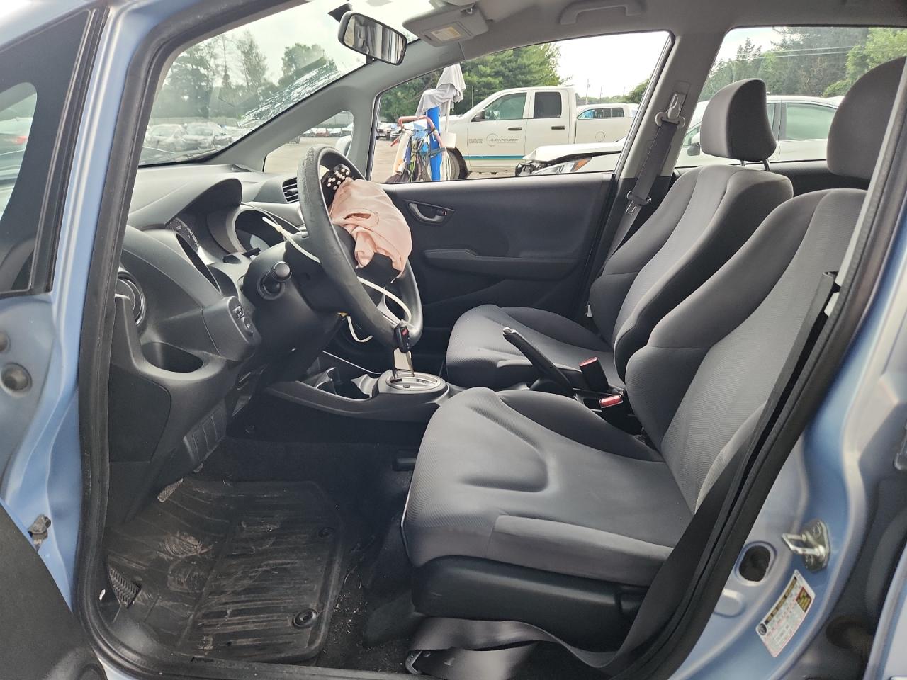2010 Honda Fit VIN: JHMGE8H23AC010556 Lot: 64293725
