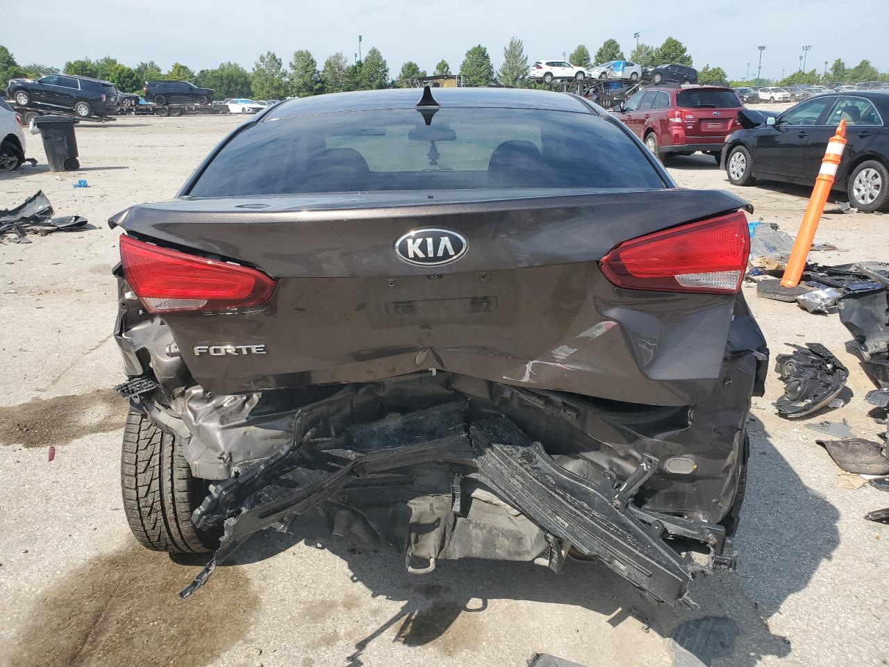 2017 Kia Forte Lx VIN: 3KPFL4A70HE031840 Lot: 66398985