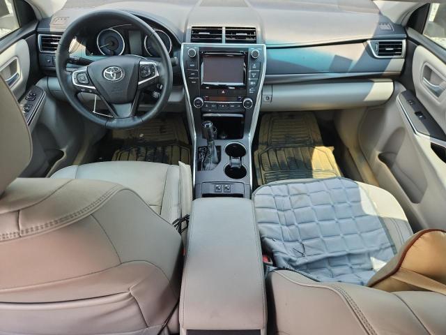  TOYOTA CAMRY 2015 Серебристый