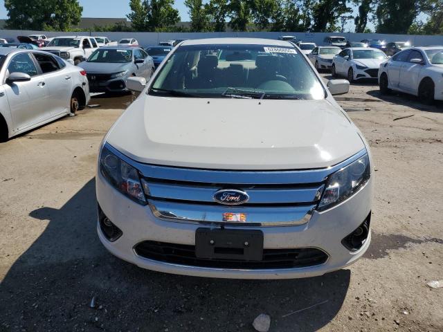 Sedans FORD FUSION 2012 Biały