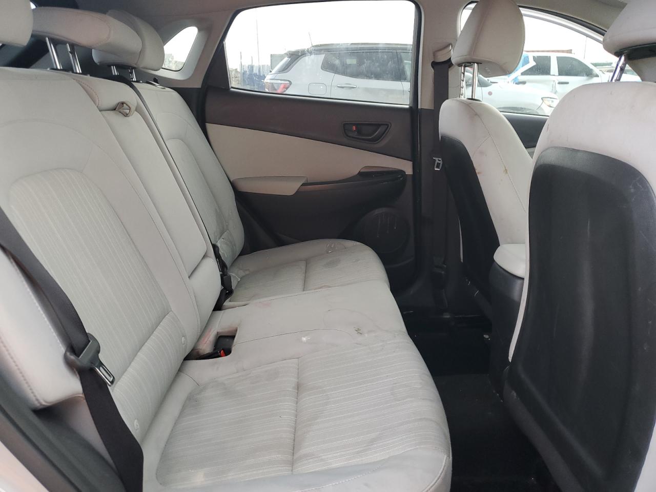 2022 Hyundai Kona Sel VIN: KM8K62AB5NU870373 Lot: 65560405