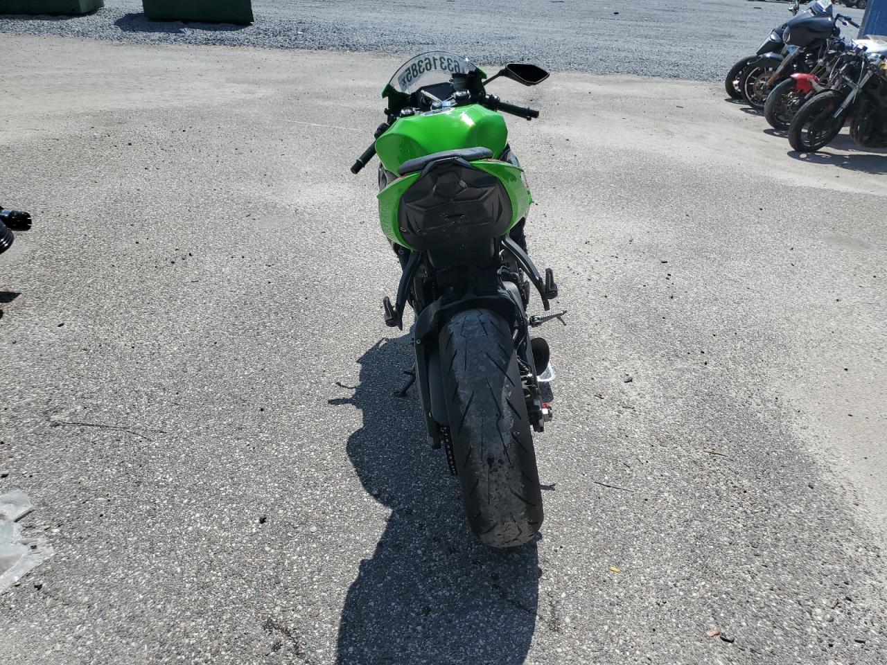 キョウ Kawasaki Z 1300 1979 - Technical motorcycle description