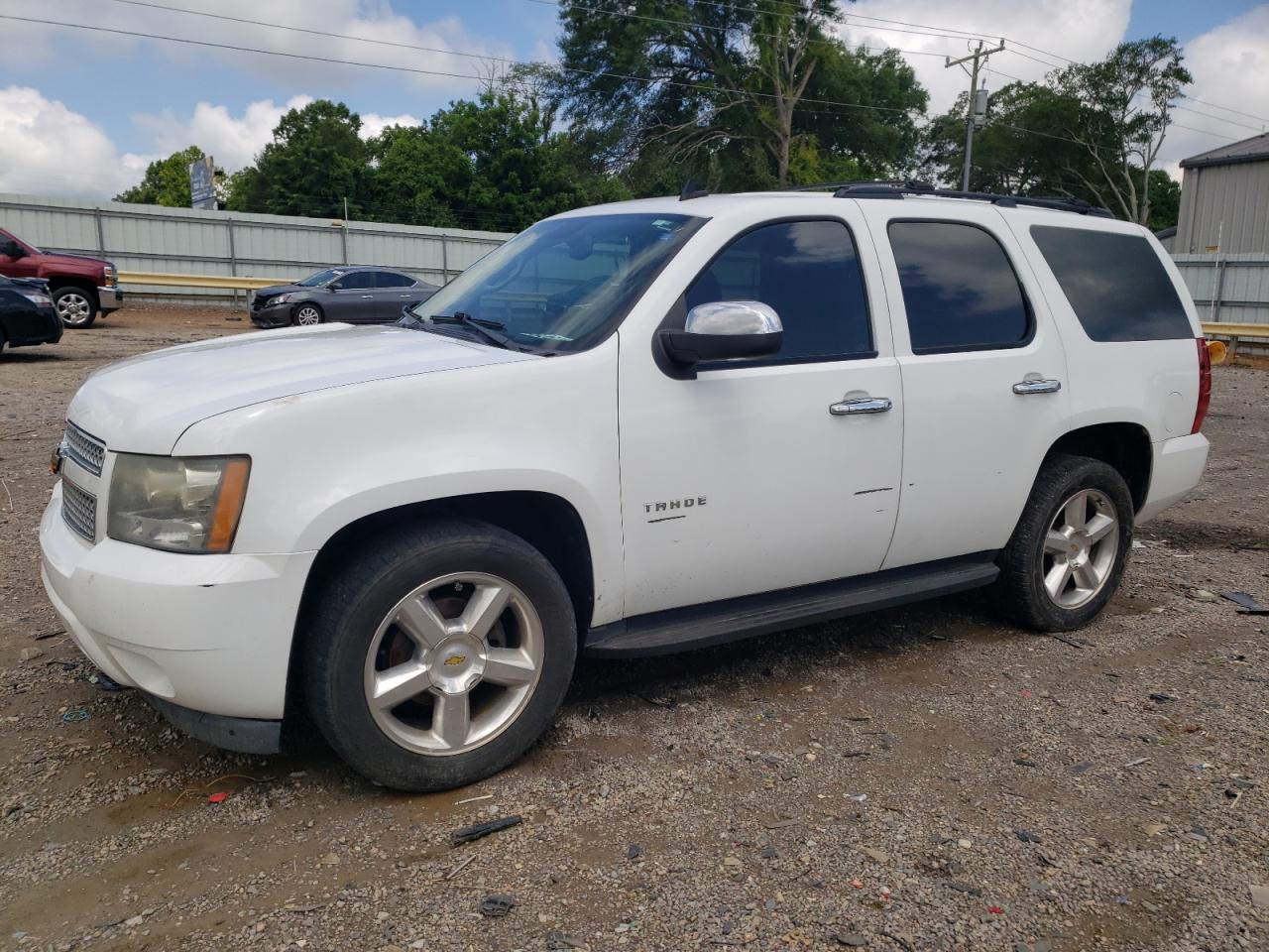 2011 Chevrolet Tahoe C1500 Ls VIN: 1GNSCAE09BR226266 Lot: 64352165