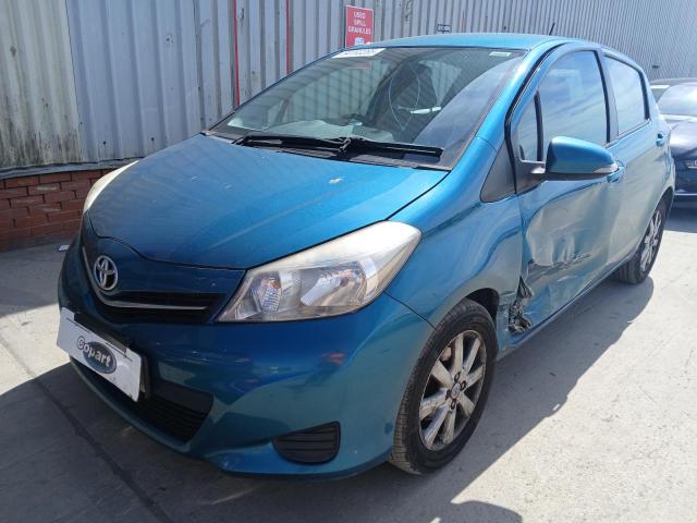 2012 TOYOTA YARIS TR V