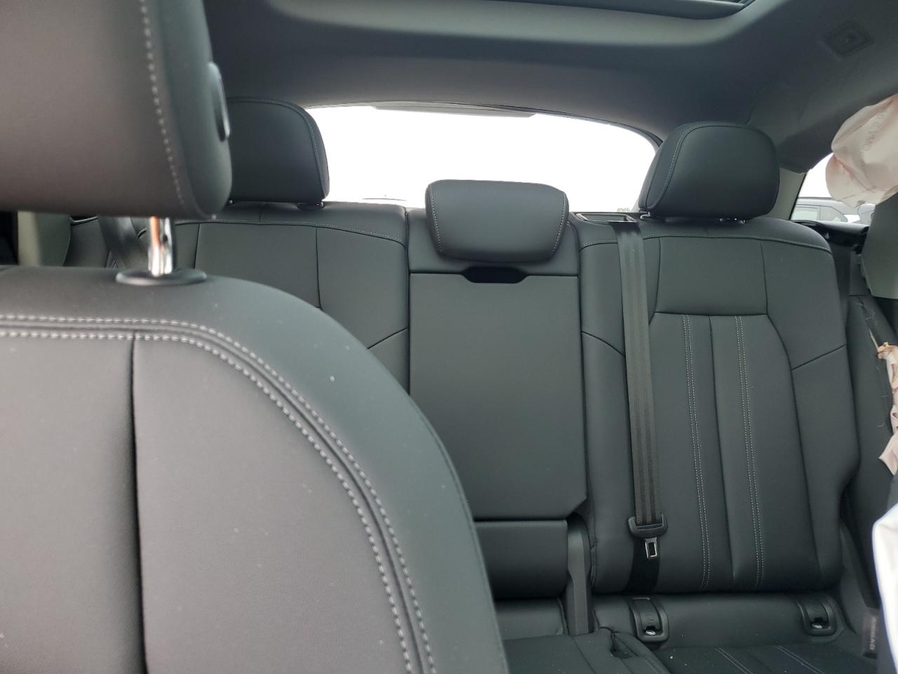2025 Audi Q5 Premium VIN: WA11AAGU1S2016340 Lot: 64670775