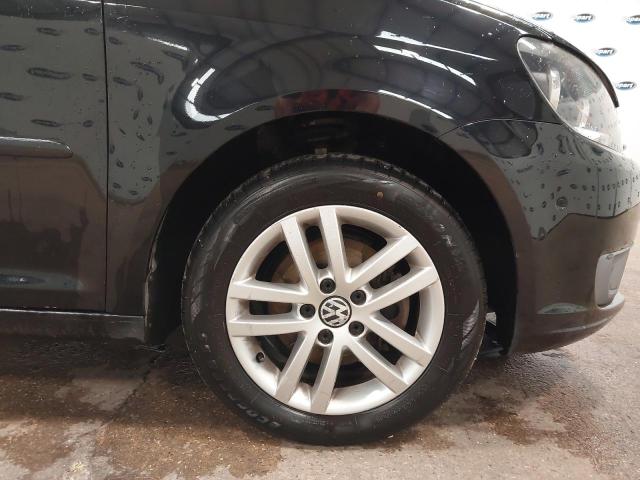 2010 VOLKSWAGEN TOURAN SE