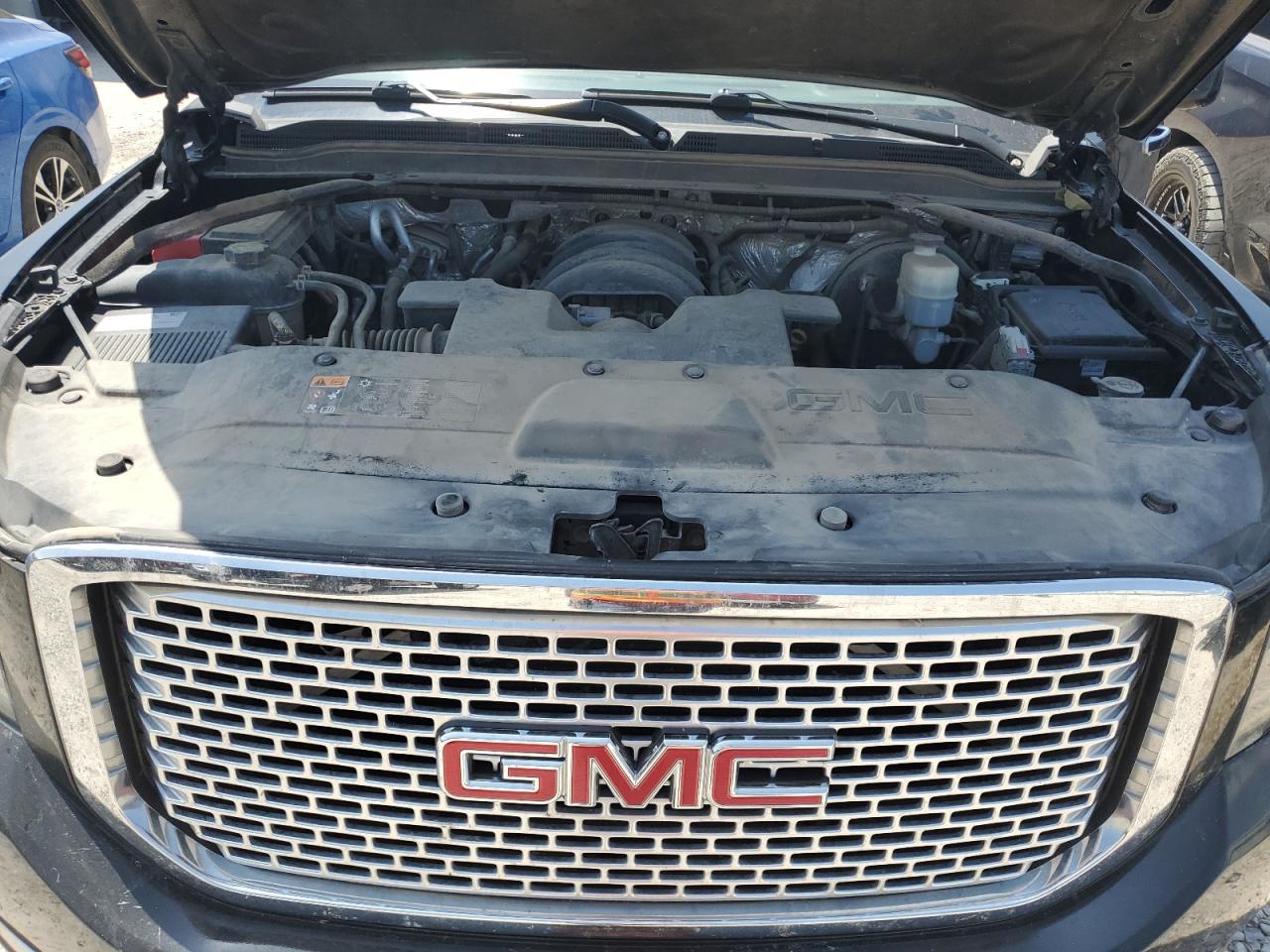 2016 GMC Yukon Xl Denali VIN: 1GKS2HKJ0GR464102 Lot: 64961815