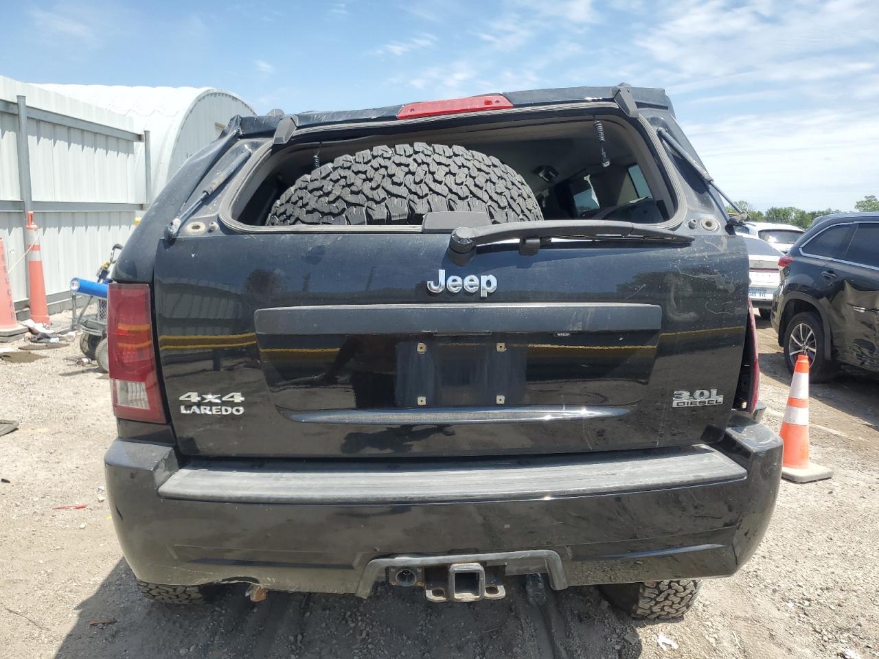 2008 Jeep Grand Cherokee Laredo VIN: 1J8HR48M28C174680 Lot: 65329265