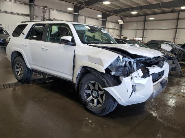  TOYOTA 4RUNNER SE 2023 Biały