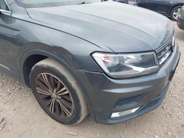 2017 VOLKSWAGEN TIGUAN SE