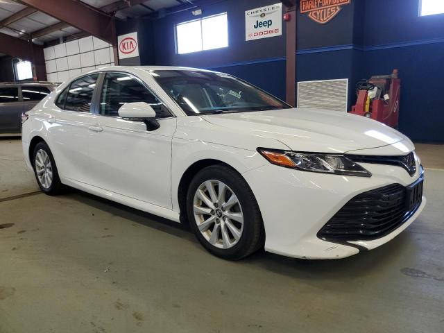  TOYOTA CAMRY 2019 Biały