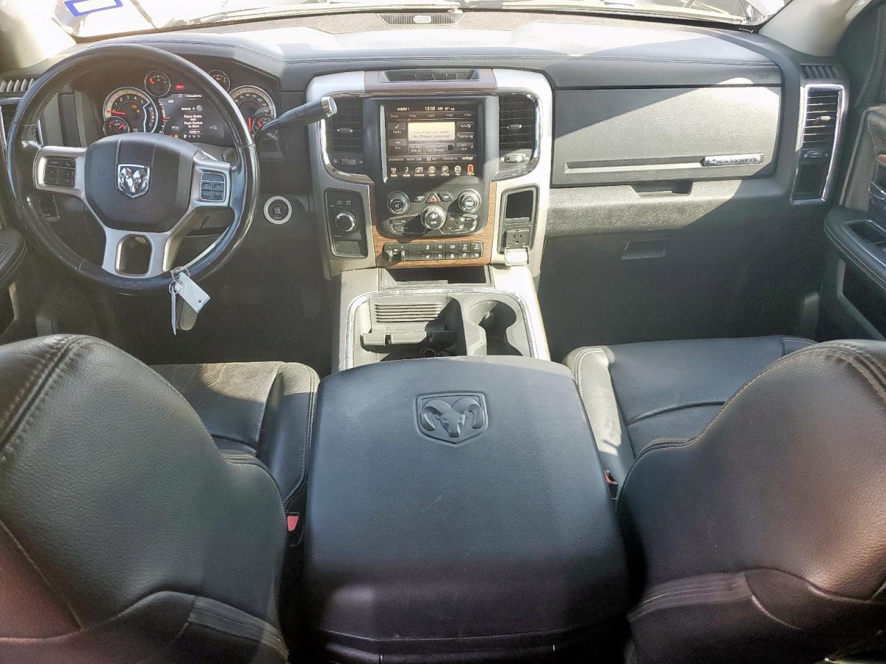 2016 Ram 2500 Laramie VIN: 3C6UR5FL3GG260315 Lot: 63710485