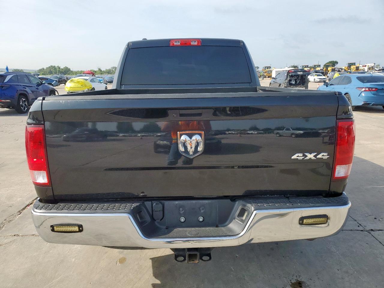 2019 Ram 1500 Classic Tradesman VIN: 1C6RR7FG8KS536915 Lot: 64329385