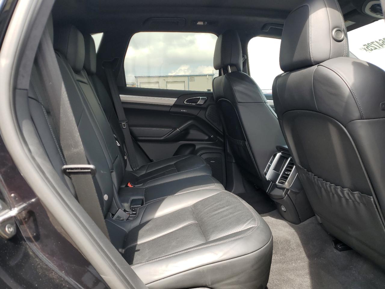2013 Porsche Cayenne Gts VIN: WP1AD2A23DLA74360 Lot: 64064725