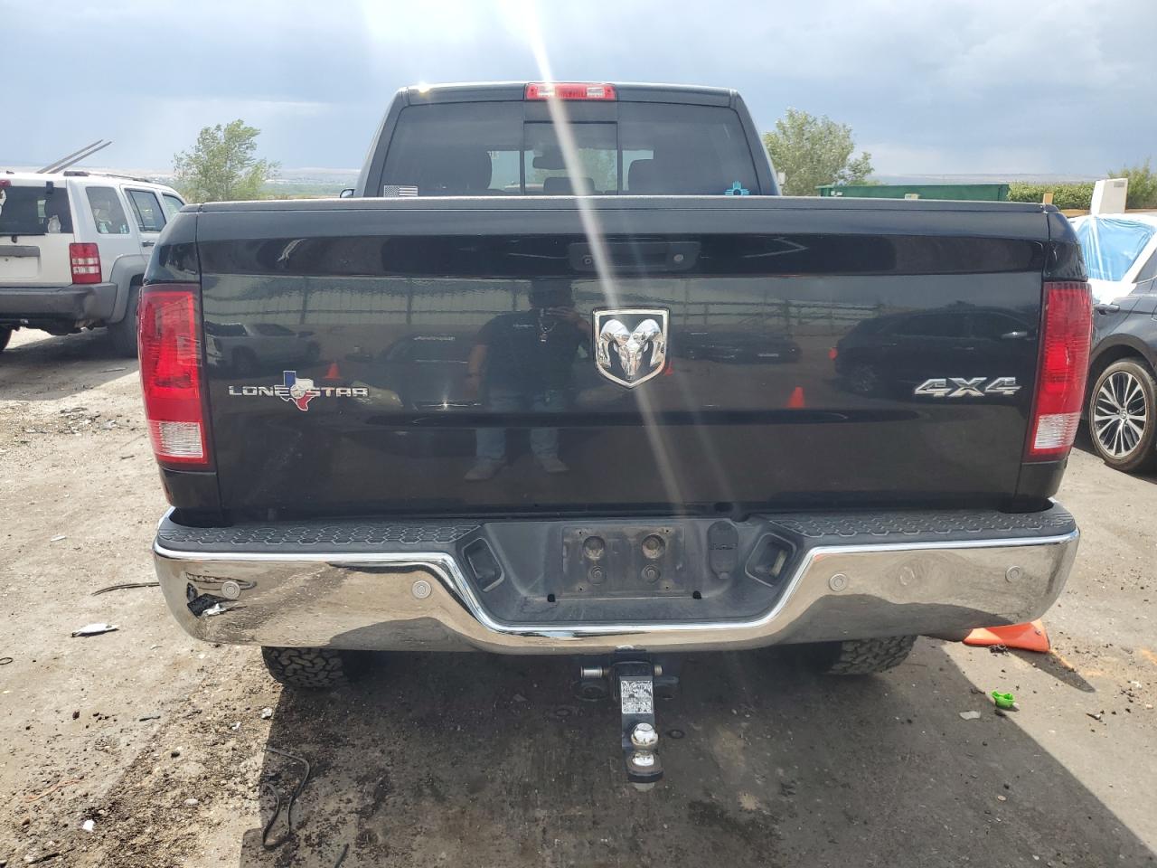 2017 Ram 2500 Slt VIN: 3C6UR5DL2HG686274 Lot: 63744025