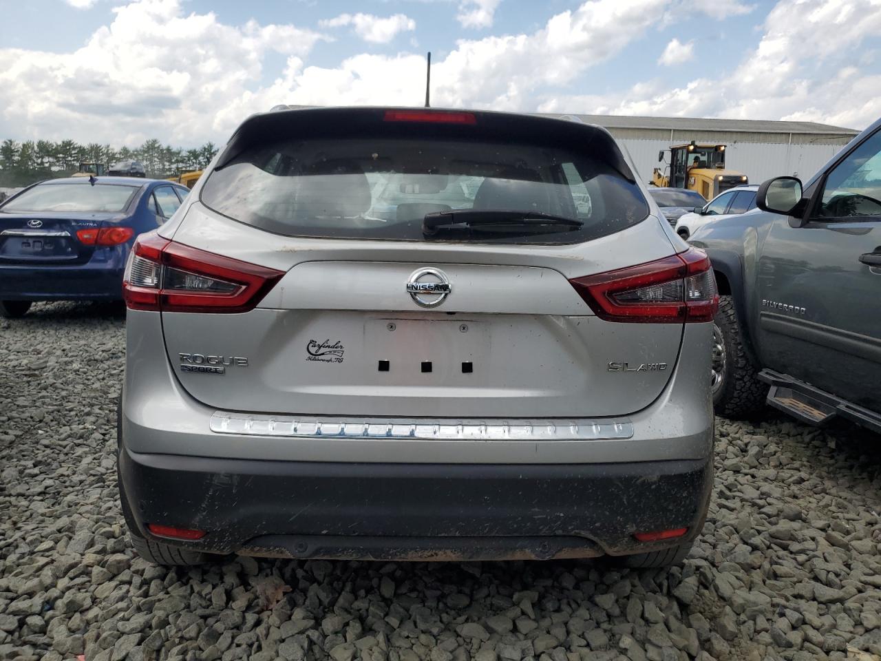 jn1bj1cw8lw363744 JN1BJ1CW8LW363744 2020 Nissan Rogue Sport S