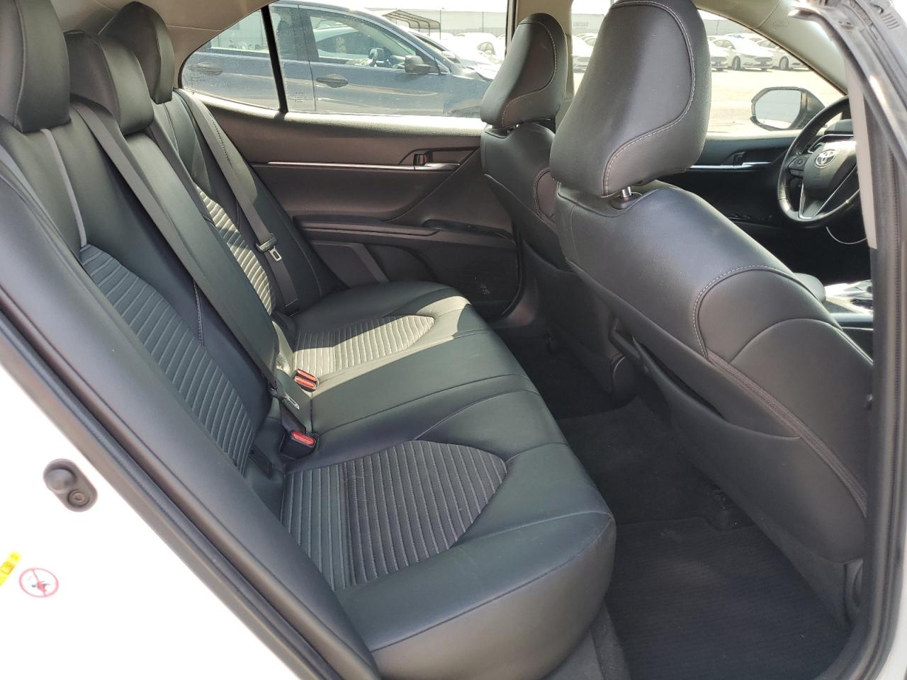 2019 Toyota Camry L VIN: 4T1B11HK2KU709361 Lot: 64029035