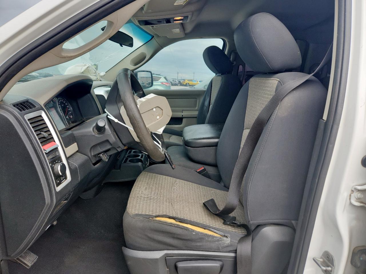 2011 Dodge Ram 1500 VIN: 1D7RB1GP3BS632031 Lot: 63205105