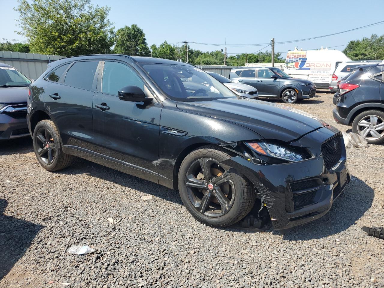 sadcl2fx0ka607442 SADCL2FX0KA607442 2019 Jaguar F-Pace R - Sport