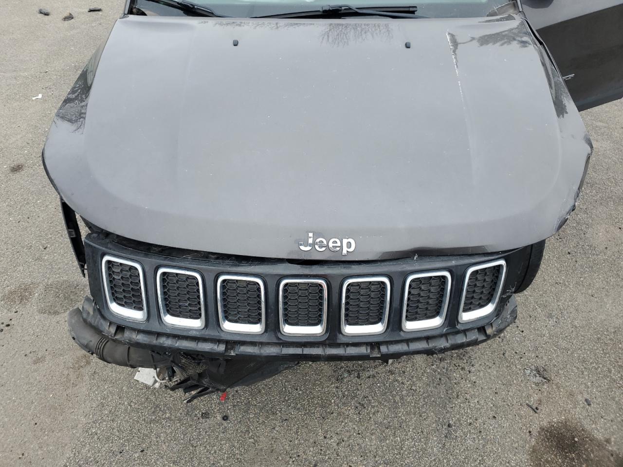 2019 Jeep Compass Latitude VIN: 3C4NJDBB6KT792296 Lot: 63930355