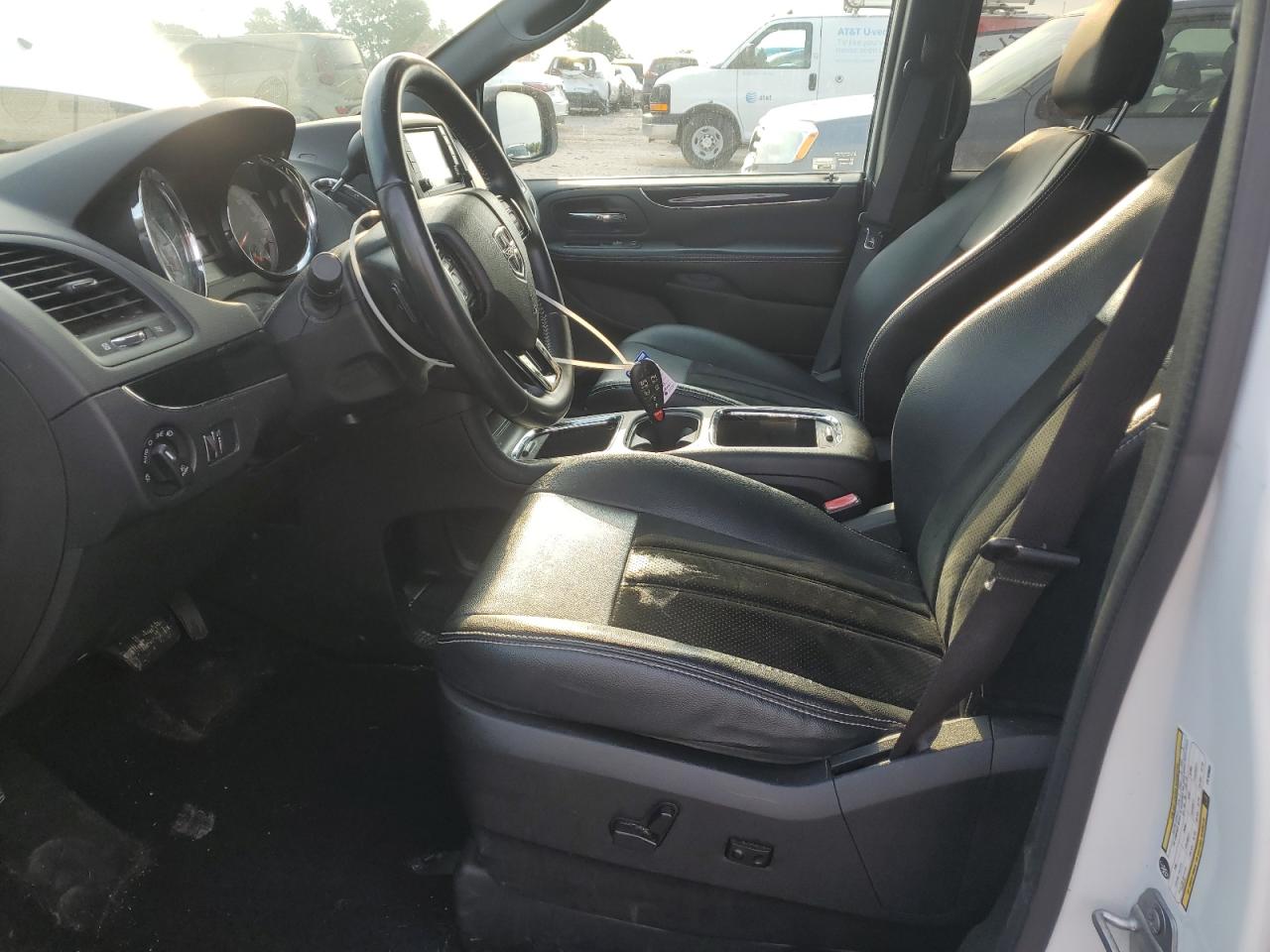 2015 Dodge Grand Caravan Sxt VIN: 2C4RDGCG8FR703860 Lot: 64920065