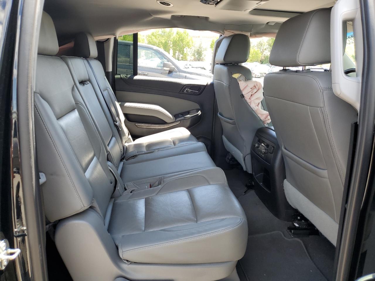 2020 Chevrolet Suburban K1500 Lt VIN: 1GNSKHKC7LR195417 Lot: 64269235