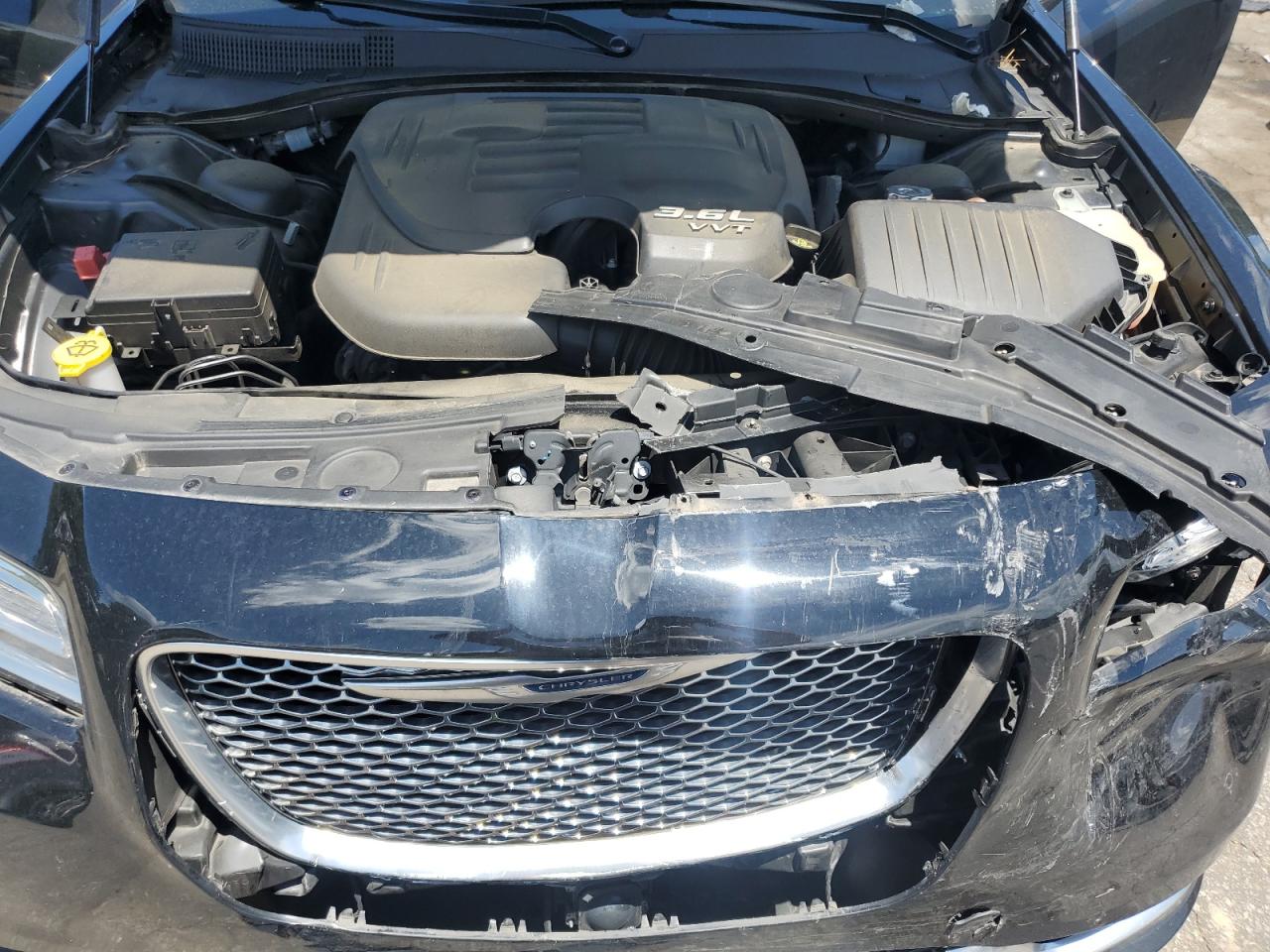 2021 Chrysler 300 Touring VIN: 2C3CCAAG0MH604157 Lot: 64726725